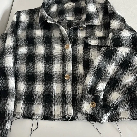 Plaid Shacket L Boyfriend Fit Black/White Cropped Raw Hem Grunge Streetwear BTS - Picture 10 of 12